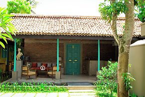 The Chariot Hikkaduwa