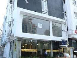 La Riviera Suites Madhapur