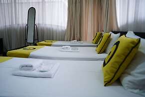 Aura Plaza Hotel