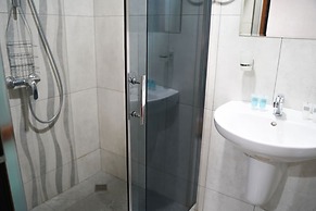 Aura Plaza Hotel