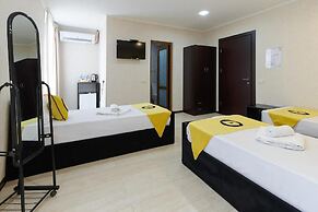 Aura Plaza Hotel