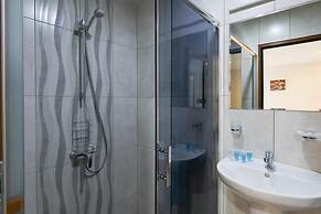 Aura Plaza Hotel