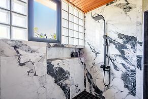 Maple Ridge Ubud Villas