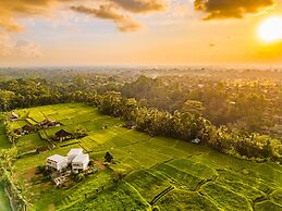 Maple Ridge Ubud Villas