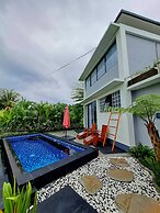 Maple Ridge Ubud Villas