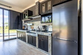 Maple Ridge Ubud Villas