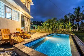 Maple Ridge Ubud Villas