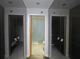 The Oars - Riverfront Property - From 300 Per Night