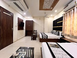 Hotel DG By Divud Ecom