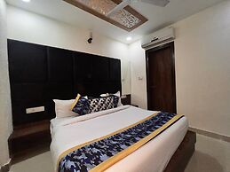 Hotel DG By Divud Ecom