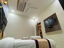 Hotel DG By Divud Ecom