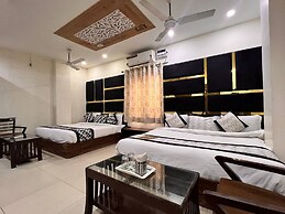 Hotel DG By Divud Ecom