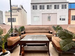 Hotel DG By Divud Ecom