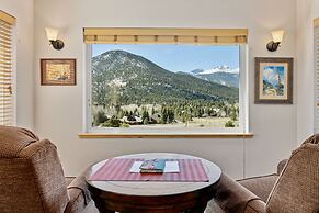 Vista Grande Vacation Rental Home By Estes Park Homes 4 Bedroom Home b
