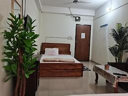 Hotel Labbaik Farmgate