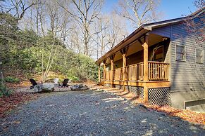 Blowing Rock Escape w/ Covered Deck & Fire Pit