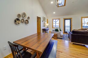 Blowing Rock Escape w/ Covered Deck & Fire Pit