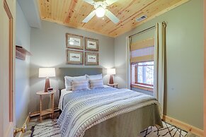 Blowing Rock Escape w/ Covered Deck & Fire Pit