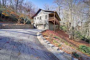 Blowing Rock Escape w/ Covered Deck & Fire Pit