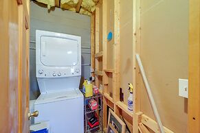 Blowing Rock Escape w/ Covered Deck & Fire Pit