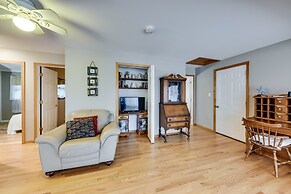 Salem Vacation Home w/ Dock: Steps to Paddock Lake
