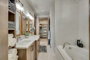 Spacious Mccall Home w/ Private Lake Access!