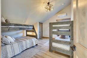 Spacious Mccall Home w/ Private Lake Access!