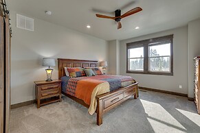 Spacious Mccall Home w/ Private Lake Access!