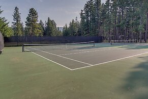 Suncadia Resort Condo: Balcony & Golf Course Views