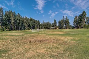 Suncadia Resort Condo: Balcony & Golf Course Views