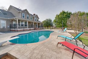 Spacious Anna Getaway w/ Pool Near Dtwn Mckinney!