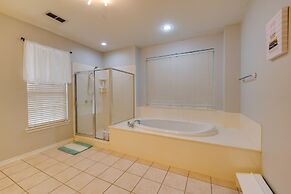 Spacious Anna Getaway w/ Pool Near Dtwn Mckinney!