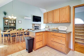 Blakeslee Home w/ Game Room - 5 Mi to Skiing!