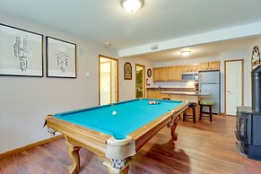 Blakeslee Home w/ Game Room - 5 Mi to Skiing!