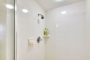 Eclectic Daytona Beach Condo w/ Breathtaking View!