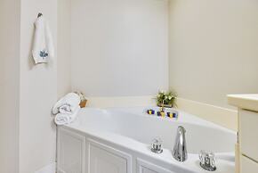 Eclectic Daytona Beach Condo w/ Breathtaking View!