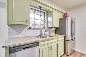 Norman Home w/ Fenced Yard & Grill: 1 Mi to OU!