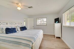 Screened Lanai & Pool: Remodeled Cape Coral Home!