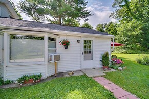 Chagrin Falls Home ~ 2 Mi to Town!