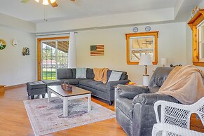 Hocking Hills Hideaway w/ Hot Tub & Fire Pit!