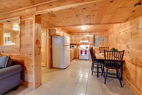 Romantic Afton Escape w/ Fire Pit & Scenic Views