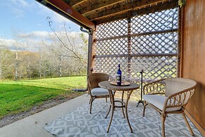 Romantic Afton Escape w/ Fire Pit & Scenic Views