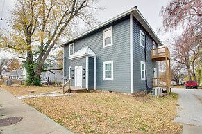 Cozy Missouri Escape w/ Balcony, Near Colleges!