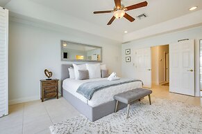 Canal Access & Pool: Lighthouse Point Getaway!