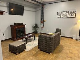 Gamble Farm Inn and Suites