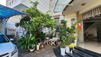 Ngoc Son Hotel