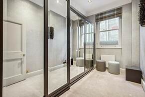Knightsbridge Flat 3 Bed