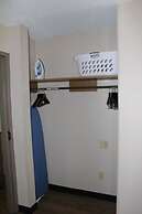 Candlewood Suites Southfield - Detroit by IHG