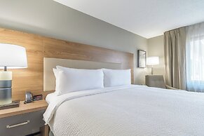 Candlewood Suites Southfield - Detroit by IHG