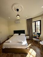 1 Antika Jabalal-lovebdeh